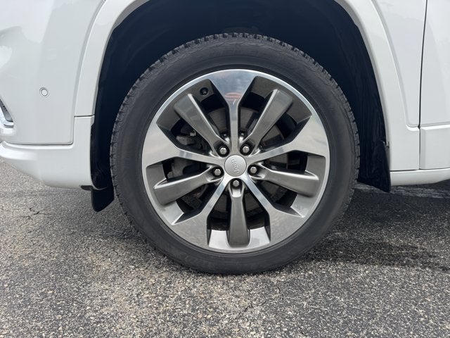 2019 Jeep Cherokee Overland 4x4