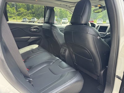 2022 Jeep Cherokee Latitude Lux