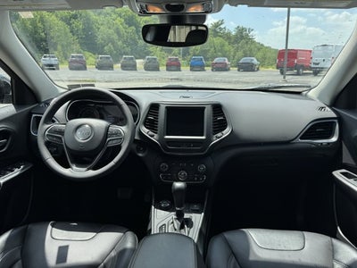 2022 Jeep Cherokee Latitude Lux