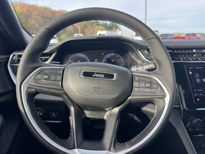 2025 Jeep Grand Cherokee GRAND CHEROKEE LAREDO X 4X4