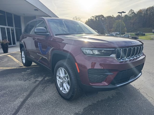 2025 Jeep Grand Cherokee GRAND CHEROKEE LAREDO X 4X4