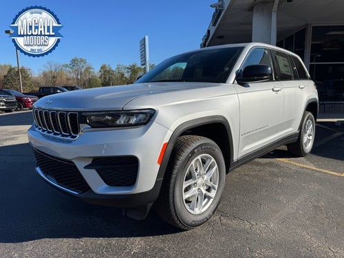 2025 Jeep Grand Cherokee GRAND CHEROKEE LAREDO X 4X4