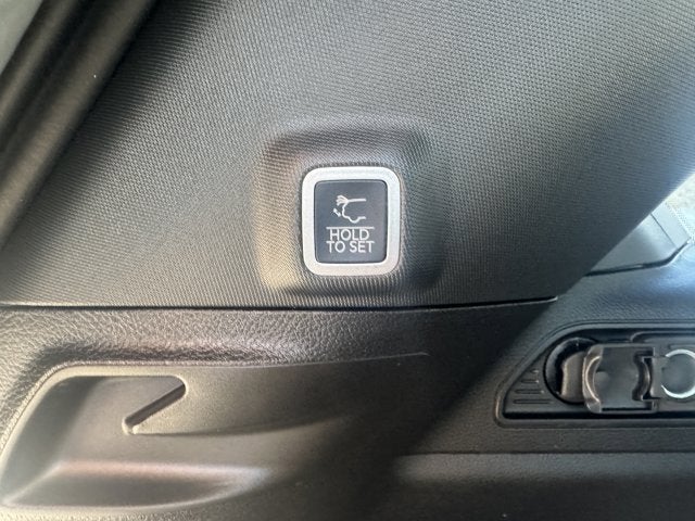 2025 Jeep Grand Cherokee GRAND CHEROKEE ALTITUDE 4X4