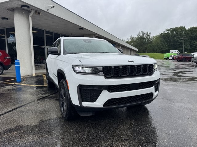 2026 Jeep Grand Cherokee GRAND CHEROKEE LAREDO ALTITUDE 4X4