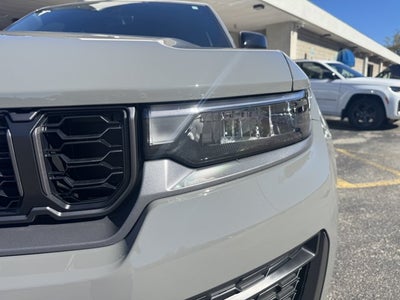 2027 Jeep Grand Cherokee GRAND CHEROKEE LAREDO ALTITUDE 4X4