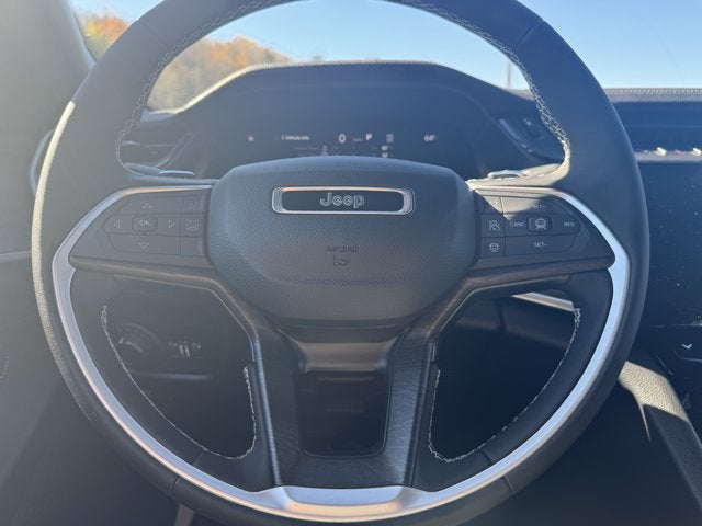 2027 Jeep Grand Cherokee GRAND CHEROKEE LAREDO ALTITUDE 4X4