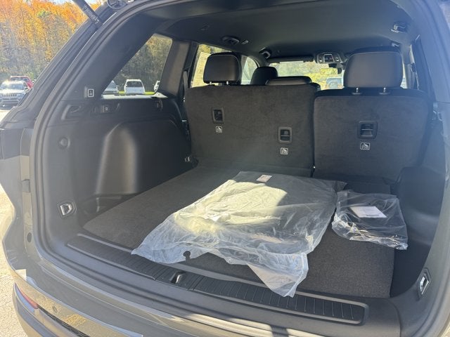 2027 Jeep Grand Cherokee GRAND CHEROKEE LAREDO ALTITUDE 4X4