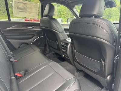 2027 Jeep Grand Cherokee Limited Reserve