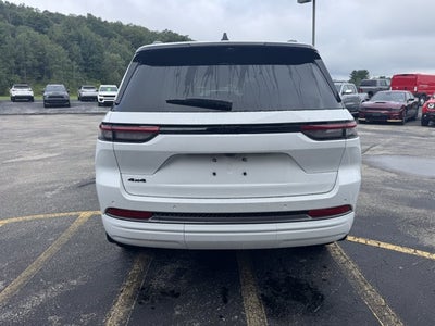2027 Jeep Grand Cherokee Limited Reserve