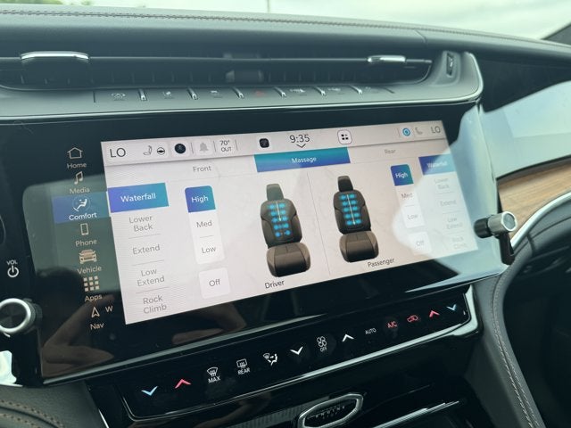 2027 Jeep Grand Cherokee Summit