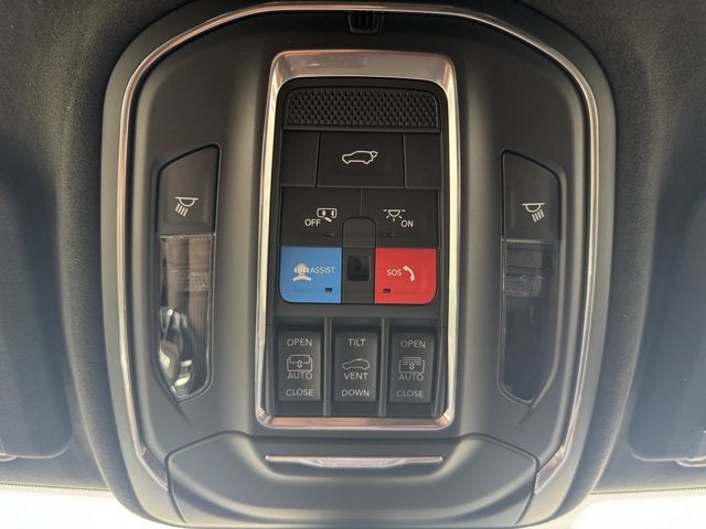 2027 Jeep Grand Cherokee Summit