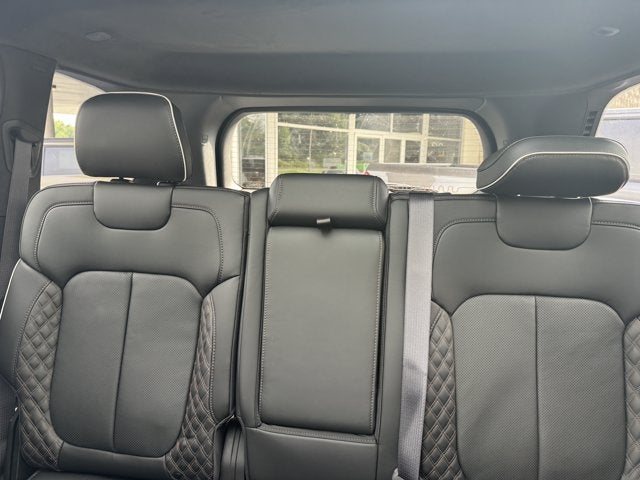 2027 Jeep Grand Cherokee Summit