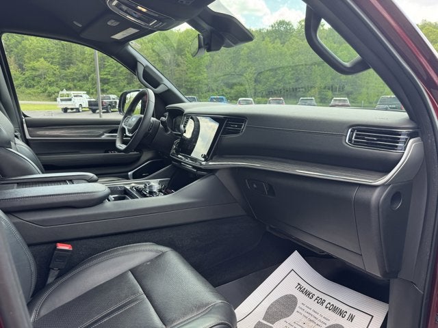 2022 Jeep Wagoneer Series III 4x4