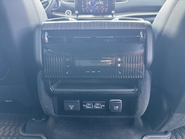 2022 Jeep Wagoneer Series III 4x4