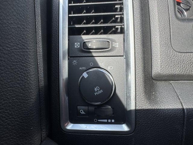 2022 RAM 1500 Classic Warlock Quad Cab 4x4 6'4' Box