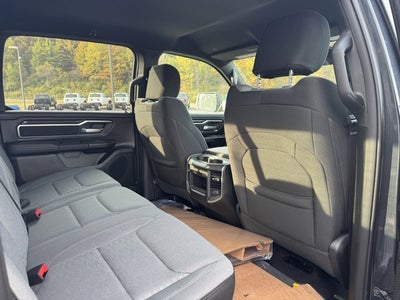 2025 RAM Ram 1500 RAM 1500 BIG HORN CREW CAB 4X4 5'7' BOX