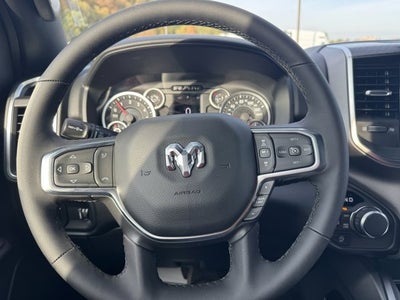 2025 RAM Ram 1500 RAM 1500 BIG HORN CREW CAB 4X4 5'7' BOX