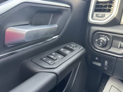 2025 RAM Ram 1500 RAM 1500 BIG HORN CREW CAB 4X4 5'7' BOX