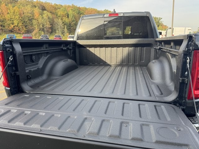 2025 RAM Ram 1500 RAM 1500 BIG HORN CREW CAB 4X4 5'7' BOX