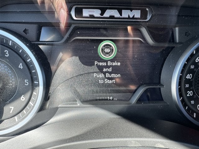 2026 RAM Ram 1500 RAM 1500 EXPRESS CREW CAB 4X4 5'7' BOX