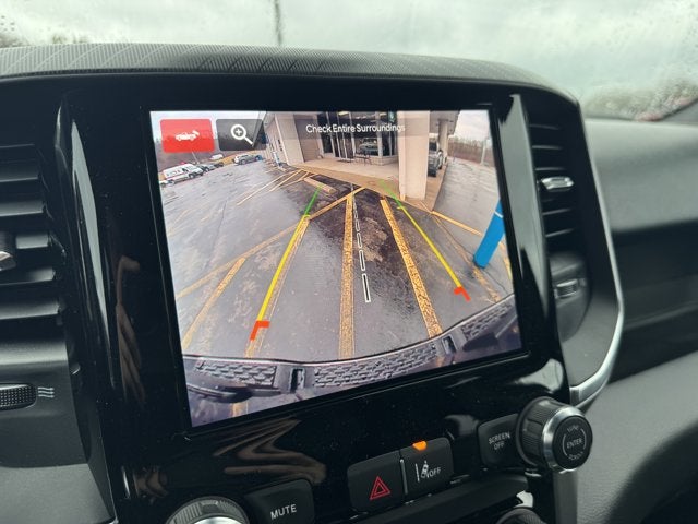 2026 RAM Ram 1500 RAM 1500 EXPRESS CREW CAB 4X4 5'7' BOX