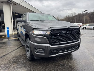 2026 RAM Ram 1500 RAM 1500 EXPRESS CREW CAB 4X4 5'7' BOX