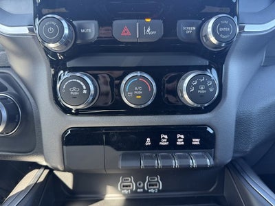 2026 RAM Ram 1500 RAM 1500 EXPRESS CREW CAB 4X4 5'7' BOX