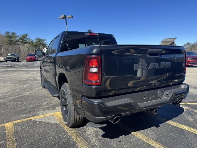 2026 RAM Ram 1500 RAM 1500 EXPRESS CREW CAB 4X4 5'7' BOX