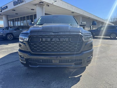 2026 RAM Ram 1500 RAM 1500 EXPRESS CREW CAB 4X4 5'7' BOX