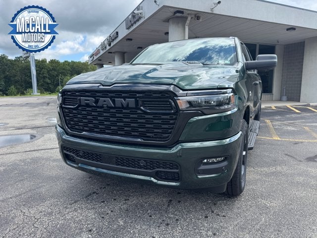 2026 RAM 1500 RAM 1500 EXPRESS CREW CAB 4X4 5'7' BOX