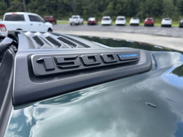 2026 RAM 1500 RAM 1500 EXPRESS CREW CAB 4X4 5'7' BOX