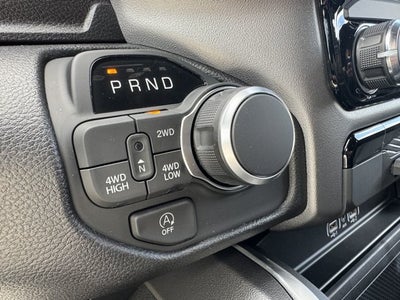 2026 RAM 1500 RAM 1500 EXPRESS CREW CAB 4X4 5'7' BOX
