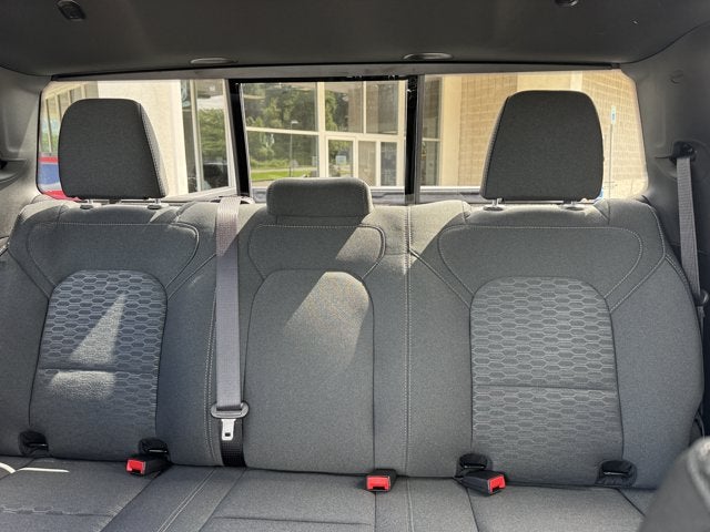 2026 RAM 1500 RAM 1500 EXPRESS CREW CAB 4X4 5'7' BOX