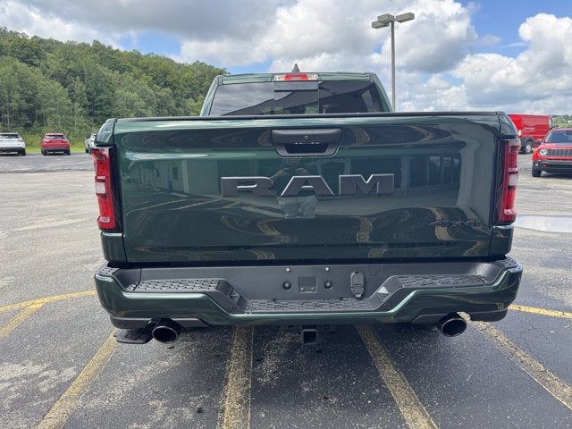 2026 RAM 1500 RAM 1500 EXPRESS CREW CAB 4X4 5'7' BOX