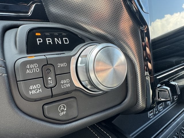 2026 RAM Ram 1500 RAM 1500 LIMITED CREW CAB 4X4 5'7' BOX
