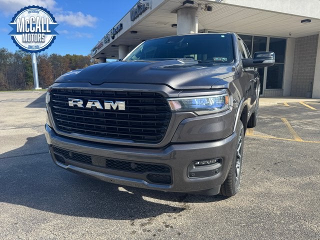 2026 RAM 1500 Laramie Crew Cab 4x4 5'7' Box