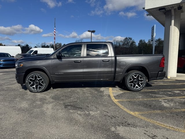 2026 RAM 1500 Laramie Crew Cab 4x4 5'7' Box