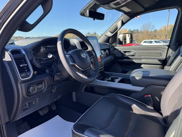 2025 RAM 1500 Laramie Crew Cab 4x4 5'7' Box