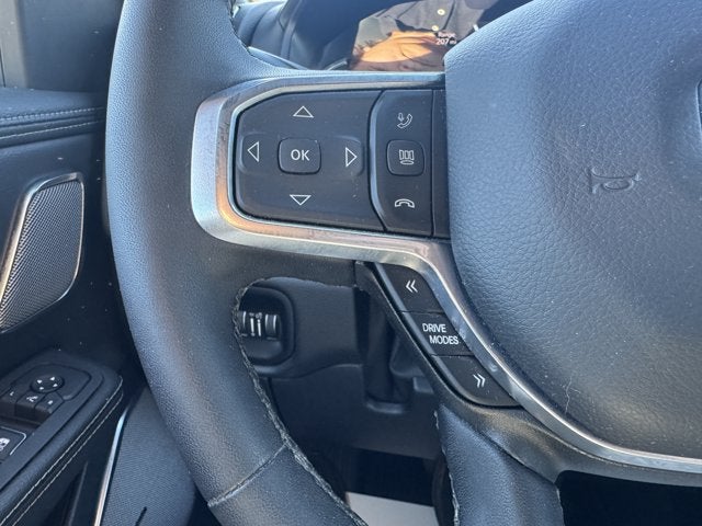2025 RAM 1500 Laramie Crew Cab 4x4 5'7' Box