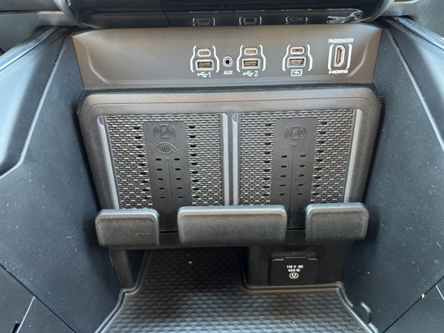 2025 RAM 1500 Laramie Crew Cab 4x4 5'7' Box
