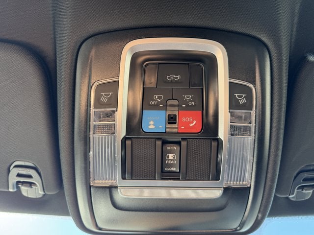 2025 RAM 1500 Laramie Crew Cab 4x4 5'7' Box