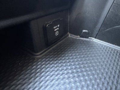 2022 RAM 1500 Laramie Crew Cab 4x4 5'7' Box