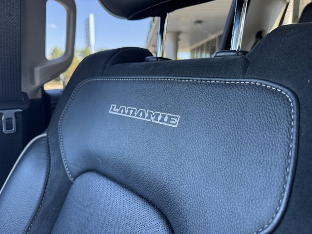 2022 RAM 1500 Laramie Crew Cab 4x4 5'7' Box