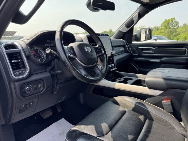 2019 RAM 1500 Laramie Crew Cab 4x4 5'7' Box