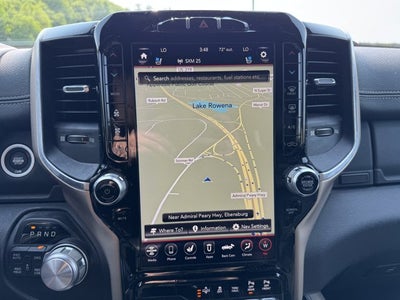 2019 RAM 1500 Laramie Crew Cab 4x4 5'7' Box