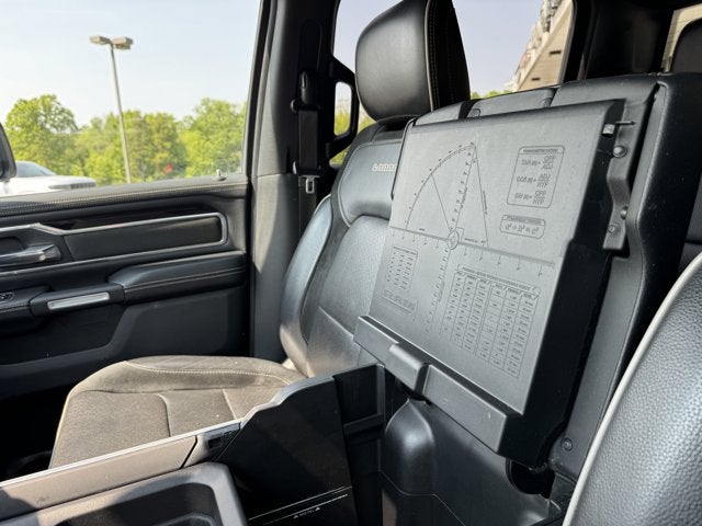 2019 RAM 1500 Laramie Crew Cab 4x4 5'7' Box