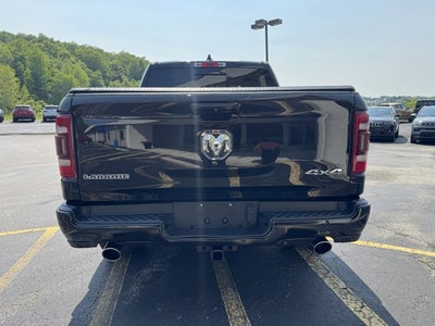 2019 RAM 1500 Laramie Crew Cab 4x4 5'7' Box