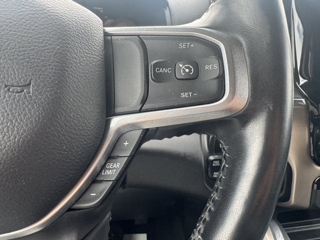 2021 RAM 1500 Laramie Crew Cab 4x4 5'7' Box