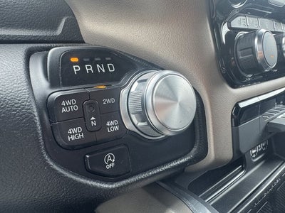 2021 RAM 1500 Laramie Crew Cab 4x4 5'7' Box
