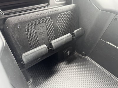 2021 RAM 1500 Laramie Crew Cab 4x4 5'7' Box